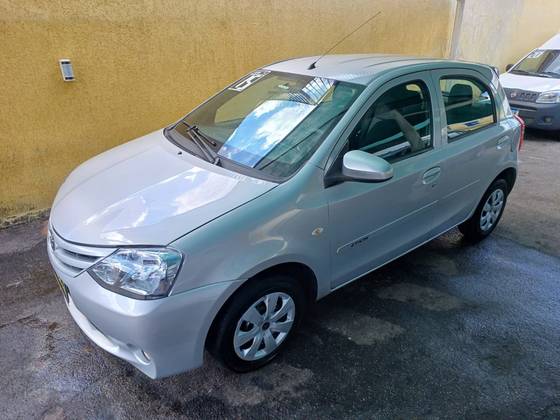 TOYOTA ETIOS 1.3 X 16V FLEX 4P MANUAL